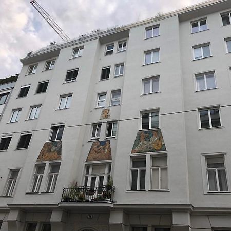 Theresa Tiana Viena Exterior foto